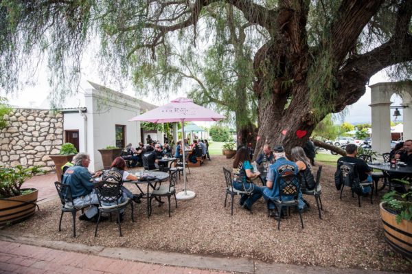 Café Maude Restaurant