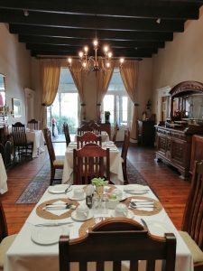 Pontac Manor Hotel/ Cattle Baron Restaurant